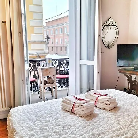 Residenza Santi Muratori * ראבנה